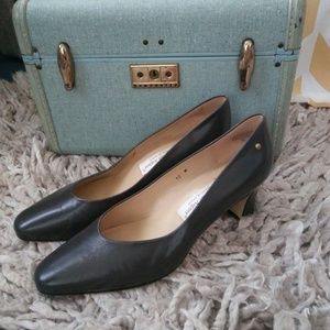Etienne Aigner Size 10 Navy Blue Leather pumps